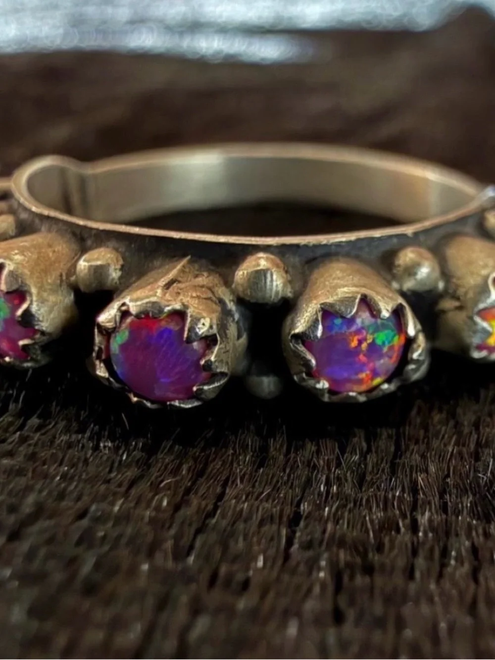 Vintage 925 Sterling Silver Opal Ring with five opals Sz 8